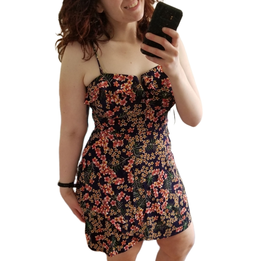 Candie's Hawaiian-Print V-Wire Sundress, Size Large